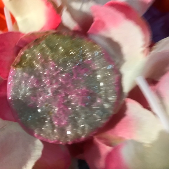 💕🤍Brooch🤍💕 - Picture 8 of 17